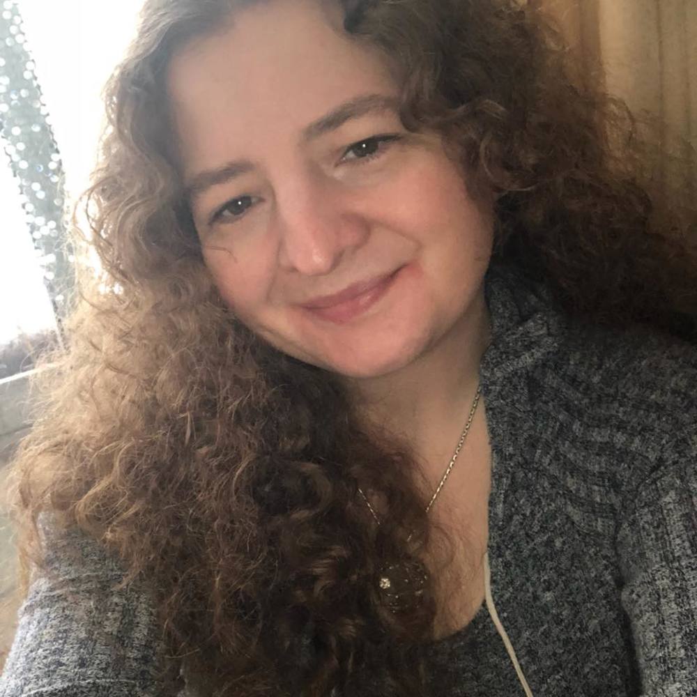 Meet your Posher, Connie